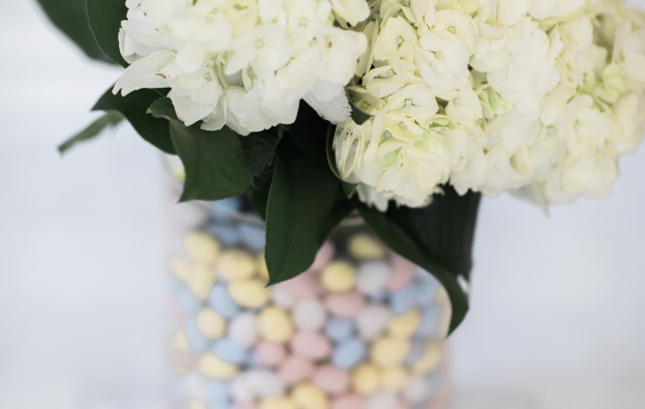 DIY Easter Egg Vase